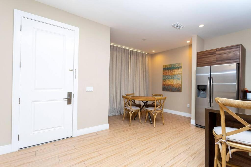 Modern And Luxury 4 Suites Close To Disney 7544 Орландо Екстериор снимка