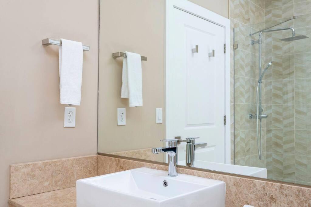Modern And Luxury 4 Suites Close To Disney 7544 Орландо Екстериор снимка